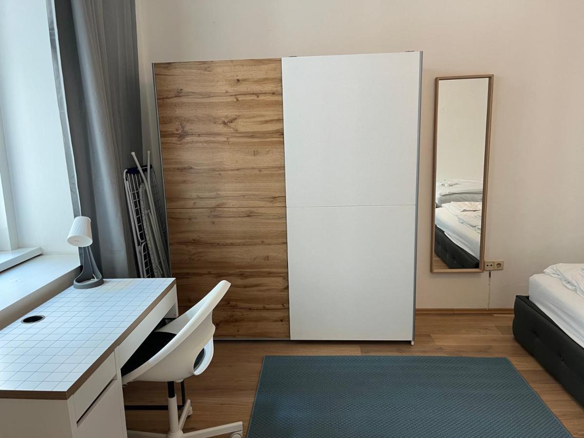 Stylish Apt Near Urania 1Br Vienna Exterior photo
